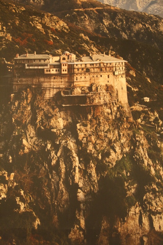 Фото 7. Монастырь Симонопетра 13 век